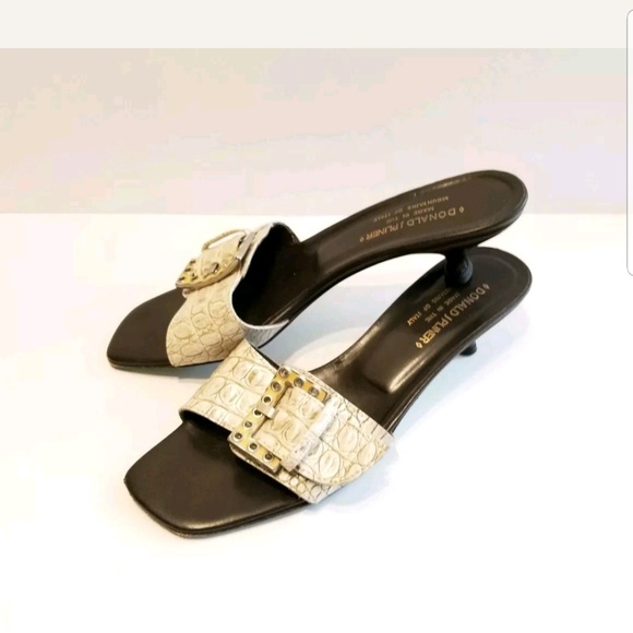 Donald J Pliner Croc Print Slide Sandals - Picture 2 of 6